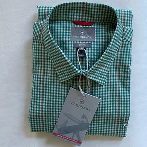 Victorinox Men Slim Fit Long Sleeve button down Shirt